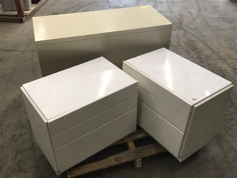 lot 52 image: Lot Of (1) 2-Drawer Lateral File C...