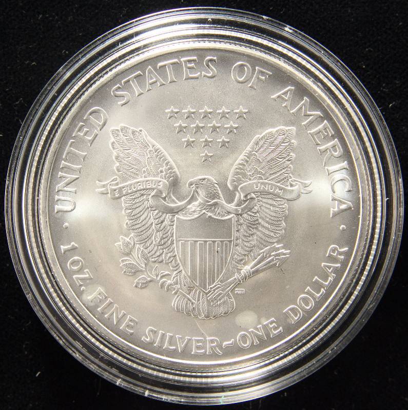2003 AMERICAN SILVER EAGLE 1 TROY OZ. .999 FINE SILVER DOLLAR IN AIRTIGHT