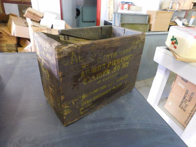 U.S. Army Wooden Ammunition Box (9.5 x 18.5 x 13.5)