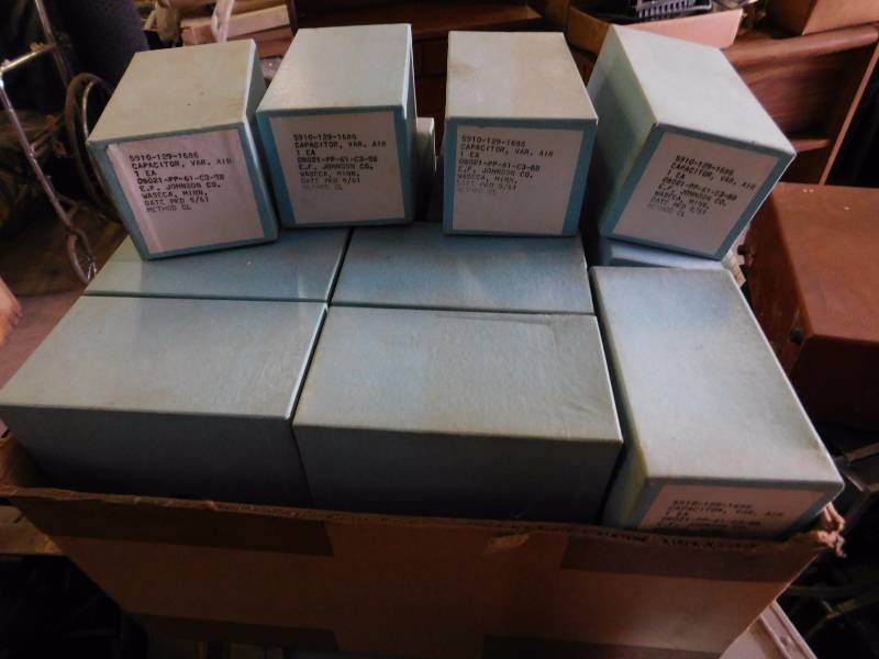 E.F. Johnson Co. Capacitor Sealed in Package, 5910-129-1686