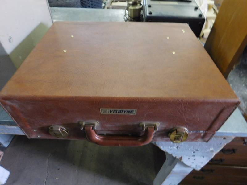 Visidine Micro Fiche Reader, Model SKIIA includes keys