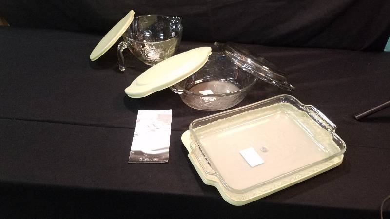 lot 37 image: Bake it Beautifully