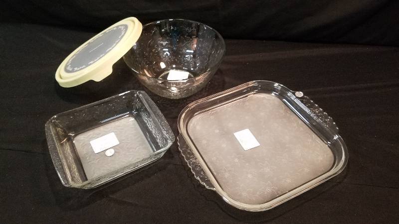 lot 53 image: Set, Serve & Store