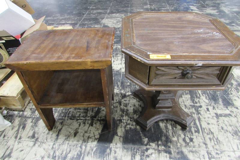 lot 567 image: TWO SIDE TABLES