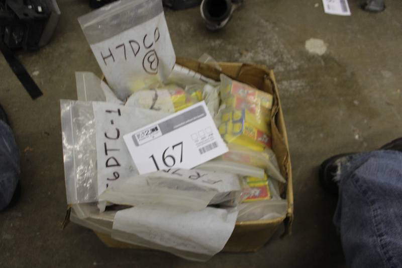 lot 167 image: Box of Various Bosch Spark Plugs