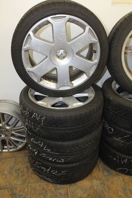 lot 17 image: Lot of (4) Audi A4 18in. Wheels w Michelin Pilot Sport AS P23540ZR18 Tires