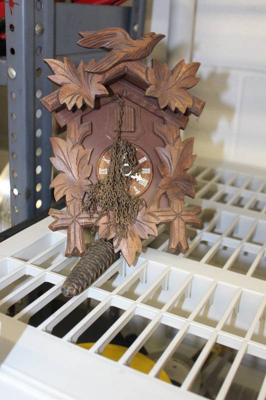 lot 86 image: Cuckoo Clock