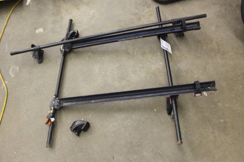 lot 102 image: Yakima Bike Rack