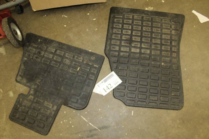 lot 142 image: Lot of (2) BMW Floor Mats