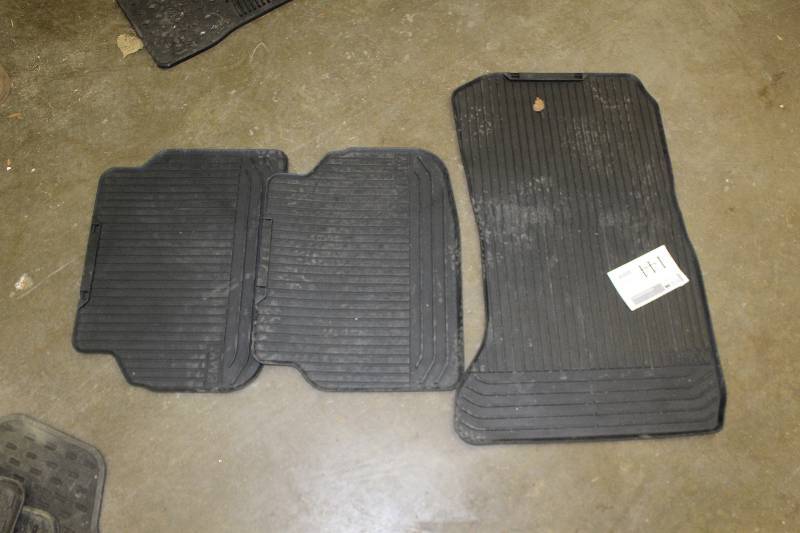 lot 144 image: Lot of (3) BMW Floor Mats