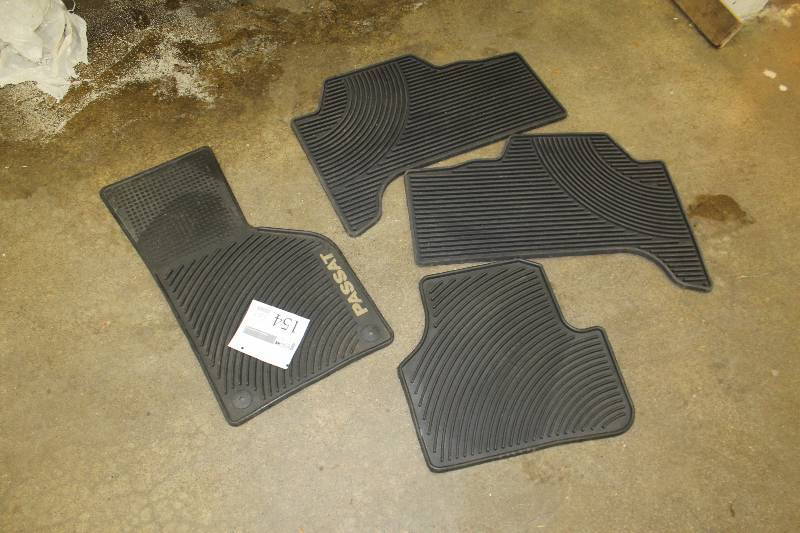 lot 154 image: Lot of (4) VW Passat Floor Mats