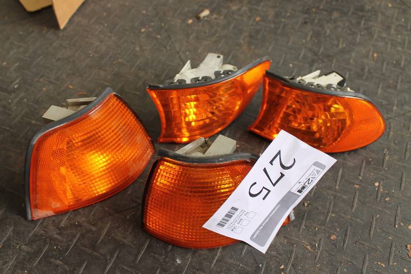 lot 275 image: Lot of BMW corner lamps