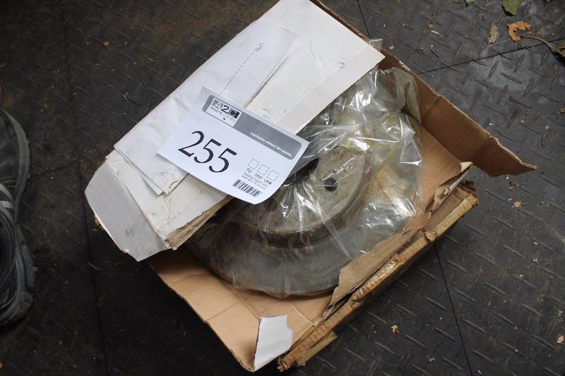 lot 255 image: Euro Brake Rotors