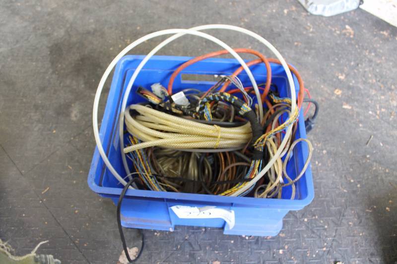 lot 279 image: Lot of hoses, belts, and wires