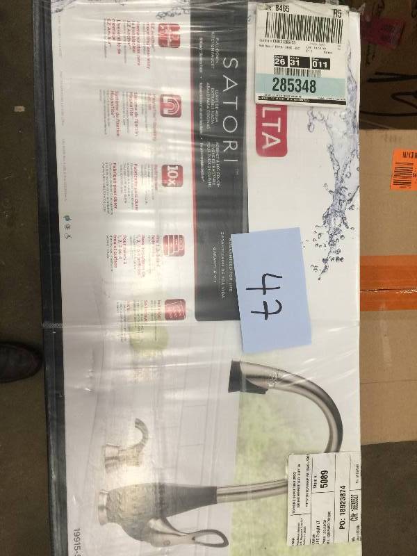 lot 47 image: Delta Satori EZ Anchor Single-Handle Pull-Down Sprayer Kitchen Faucet with Soap Dispenser in StainlessBlack New
