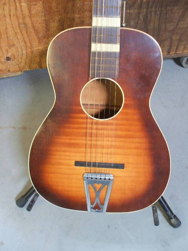 lot 306 image: VINTAGE SLIDE ACOUSTIC GUITAR