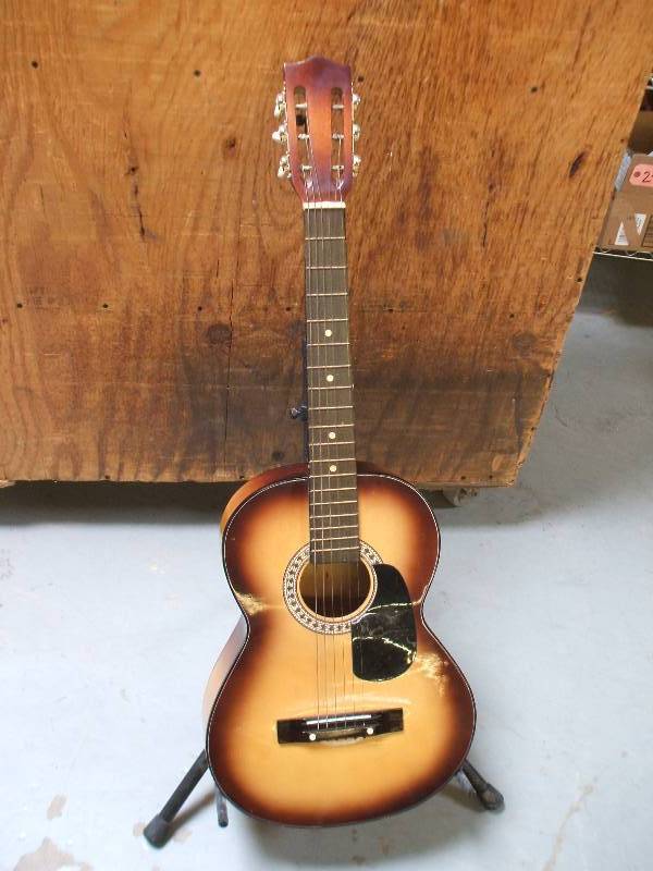 lot 308 image: VINTAGE ACOUSTIC GUITAR