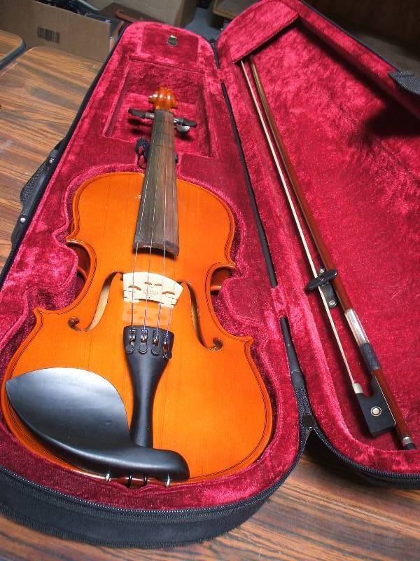 lot 303 image: VIOLIN