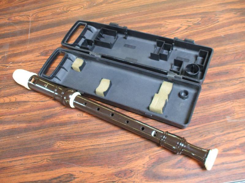 lot 313 image: RECORDER