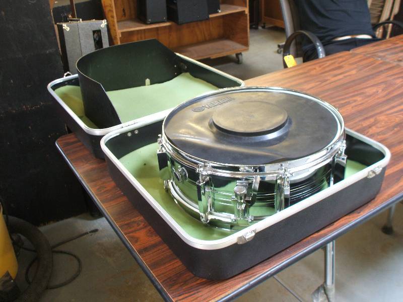 lot 318 image: YAMAHA SNARE DRUM