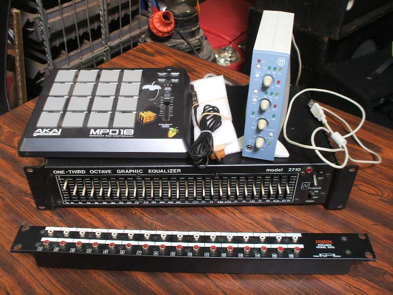 lot 331 image: MISC. ELECTRONICS