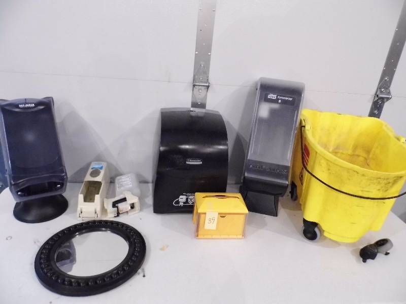 Napkin - Paper Towel Dispensser - Mop Bucket