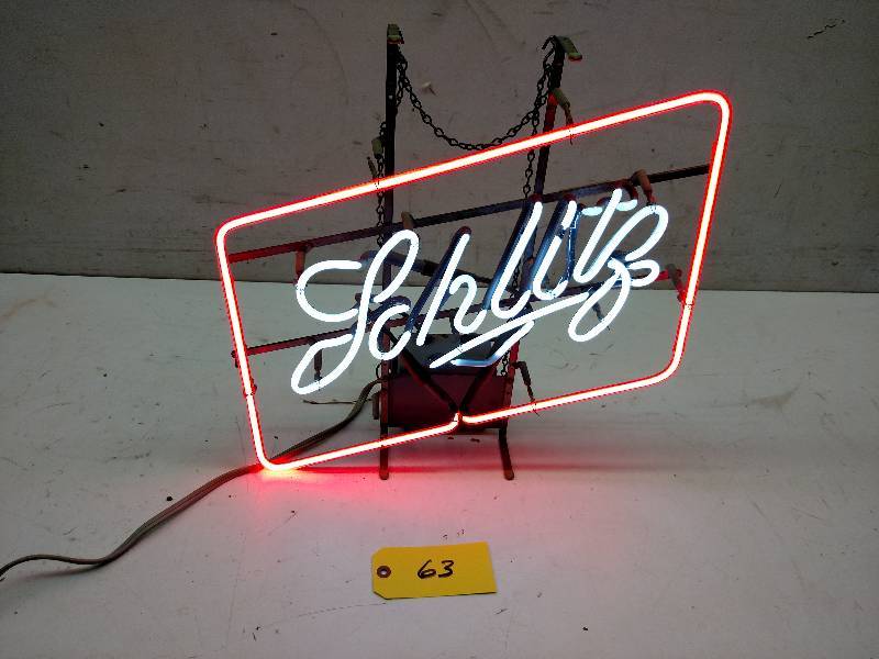 lot 63 image: Schlitz Neon Light
