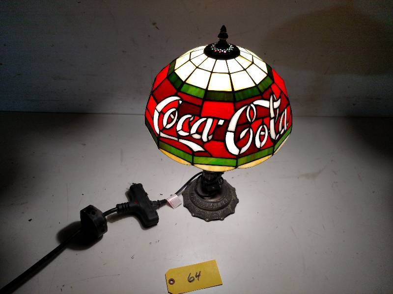 lot 64 image: Coca-Cola Lamp