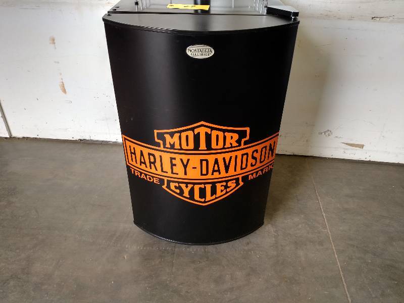 lot 69 image: Harley Davidson Beer & Rootbeer Cooler  Dispenser