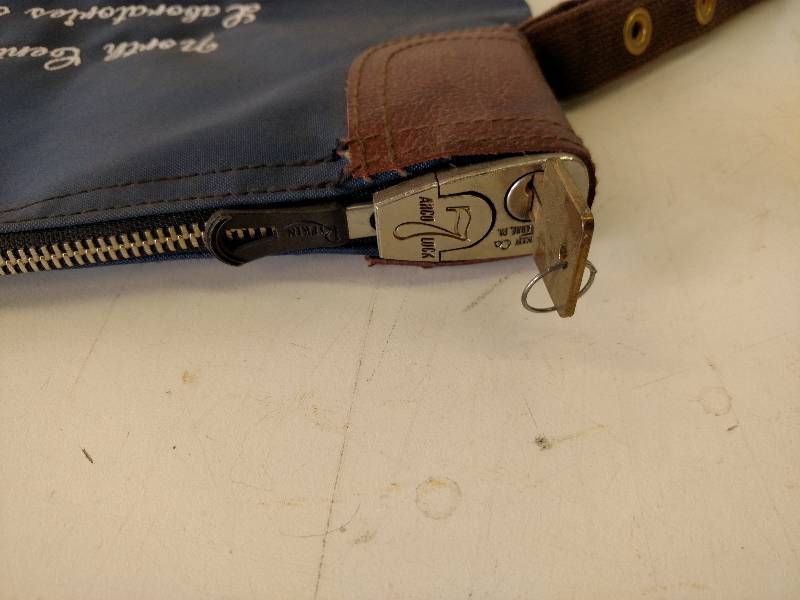 lot 70 image: Vintage Locking Medical Specimen Bag
