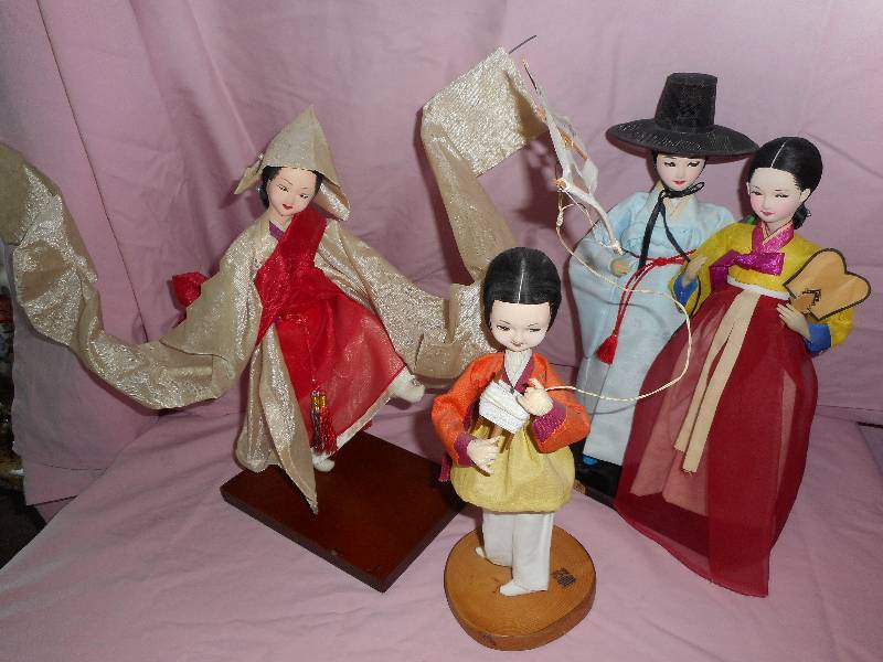 vintage korean dolls