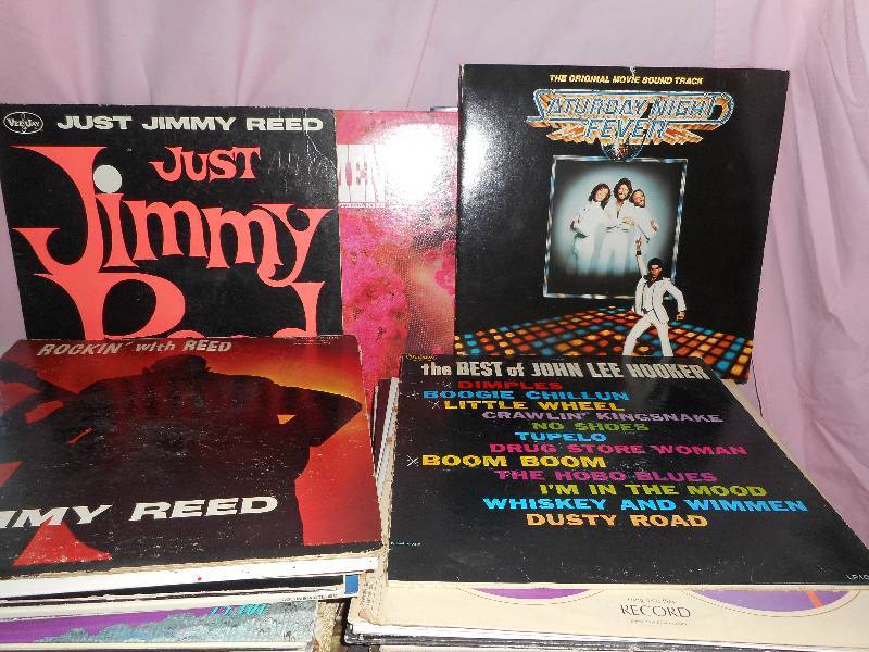 lot 21 image: Records lot of 50