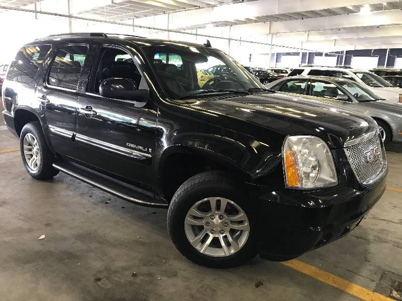 2007 GMC Yukon Denali AWD