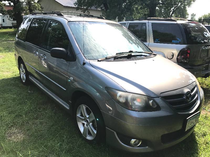 2004 Mazda MPV ES