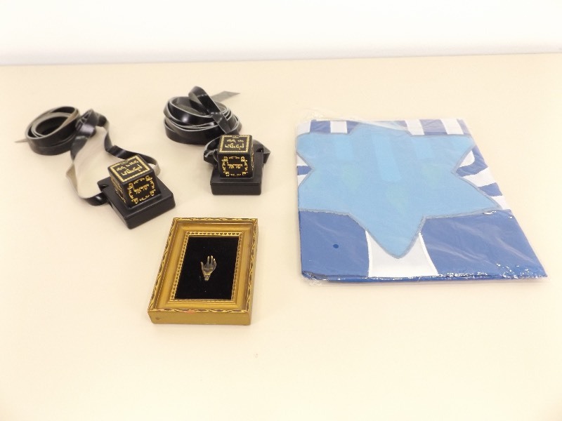 lot 5 image: Lot of Jewish Tefillin, Flag, etc. Items