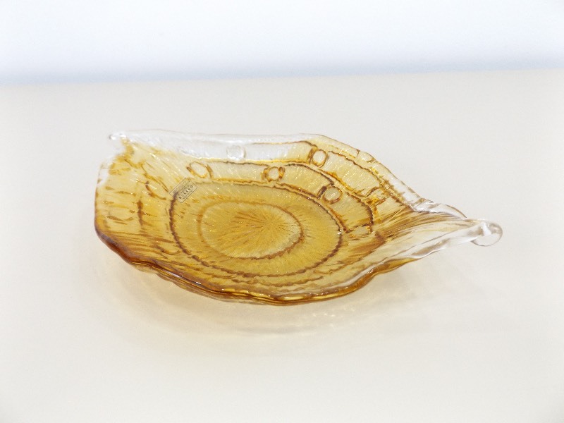 lot 20 image: Vintage Murano Italy Glass Bowl