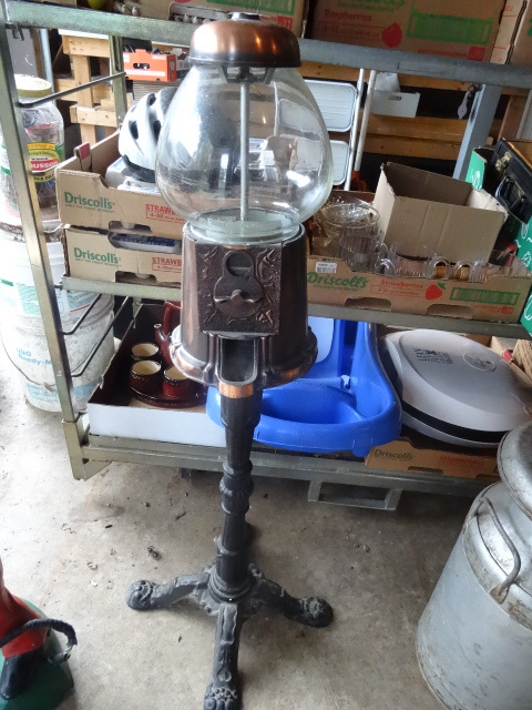 lot 2 image: Vintage Copper Gumball Dispenser