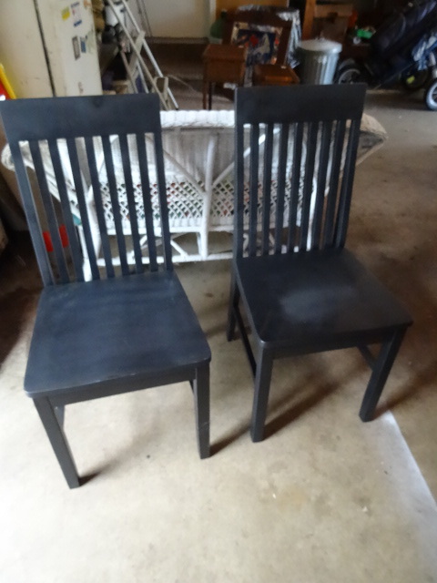 lot 58 image: 2 Modern Black Hardwood Chairs