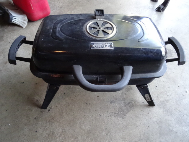 lot 150 image: Propane And Charcoal Camping Grill