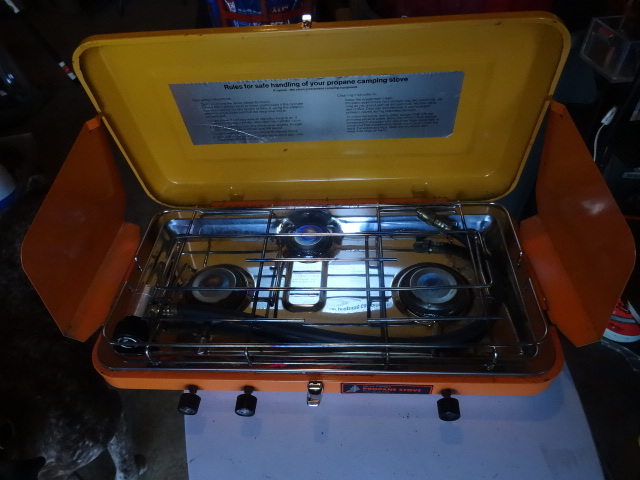 lot 155 image: Sears Deluxe 3 Burner Propane Camping