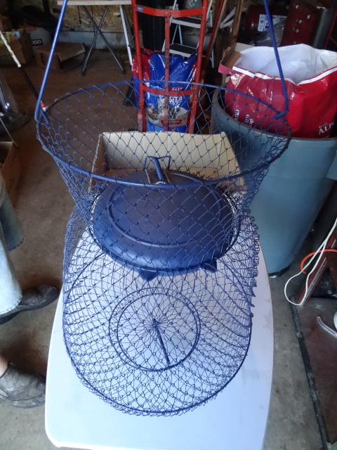 lot 161 image: Like New Live Net