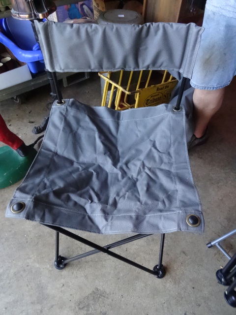 lot 166 image: Ford Fold Up Camping Chairs