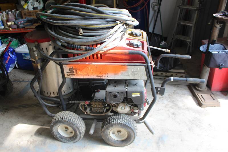 lot 55 image: NorthStar Gas Wet Steam & Hot Water Pressure Washer  3,000 PSI, 4.0 GPM, Honda Engine 2-Hoses
