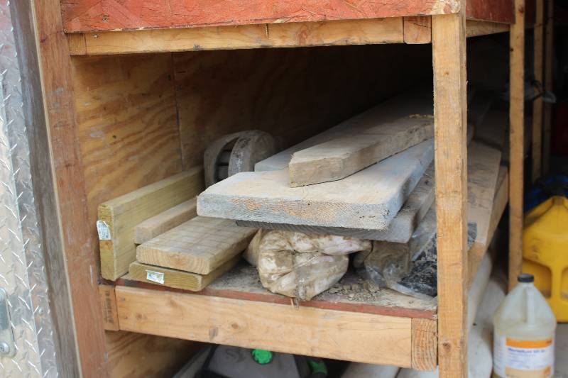 lot 36 image: Misc Wood