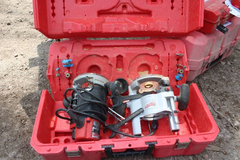 lot 45 image: Milwaukee Tools Heavy Duty Router w Case