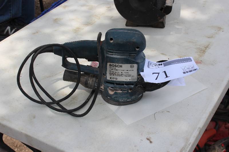 lot 71 image: Bosch 5in. Sander
