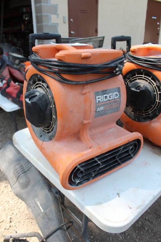 lot 108 image: Rigid Electric Fan