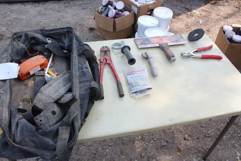 lot 105 image: Cement Hand Tools, Jumper Cables