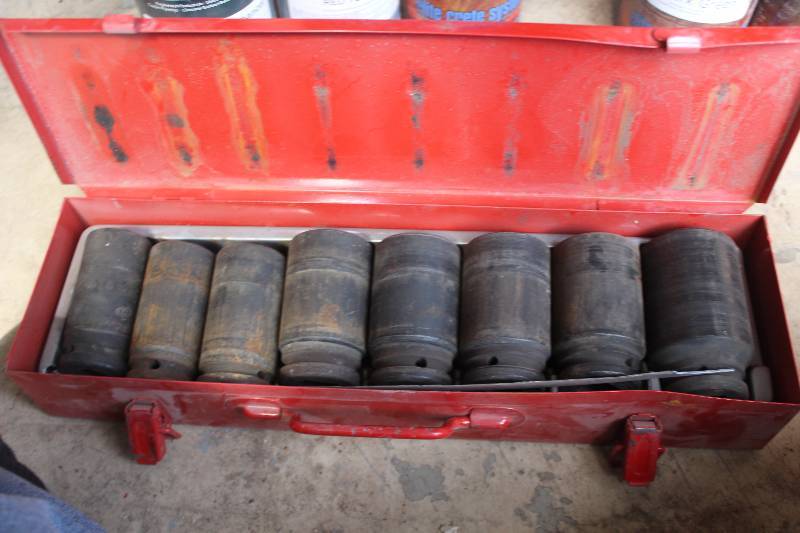 lot 124 image: 3in. Deep Impact Socket Set w Case