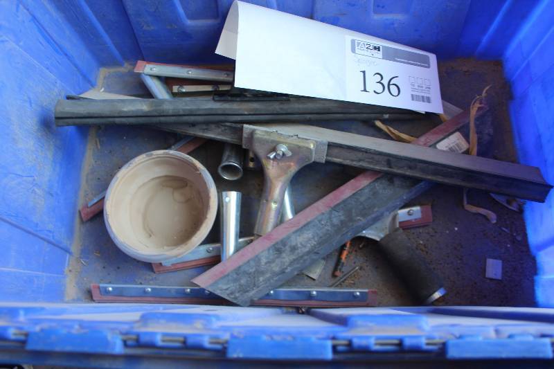 lot 136 image: Squeegee